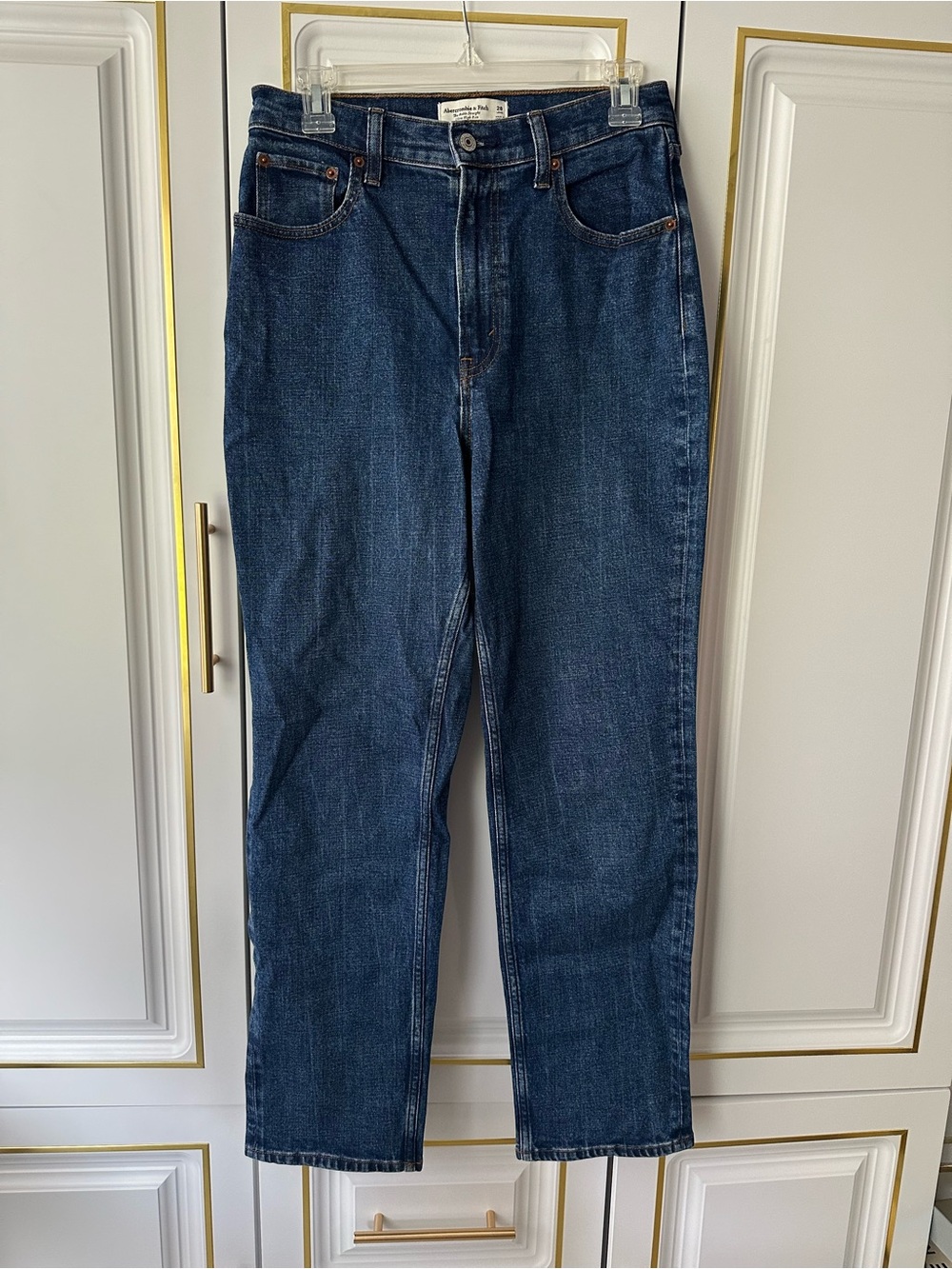 Abercrombie & Fitch Curve Love Ultra High Rise Ankle Straight Jean Size 28L